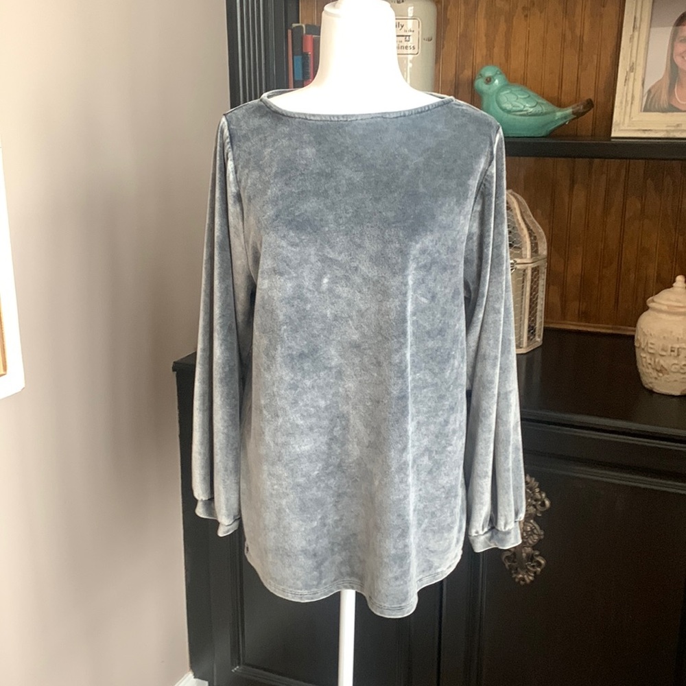 New with tags Cupio Blush top